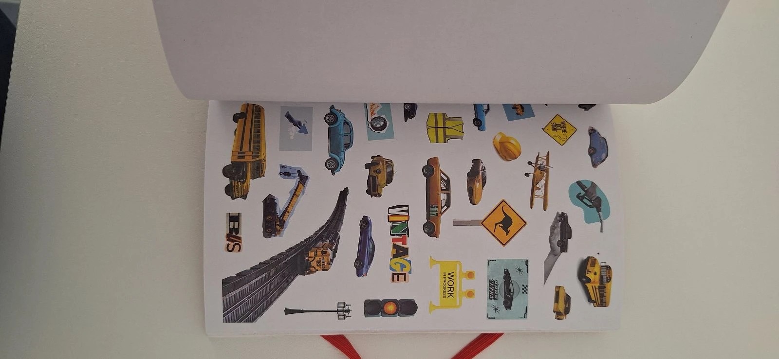 Livre autocolante – photo 8